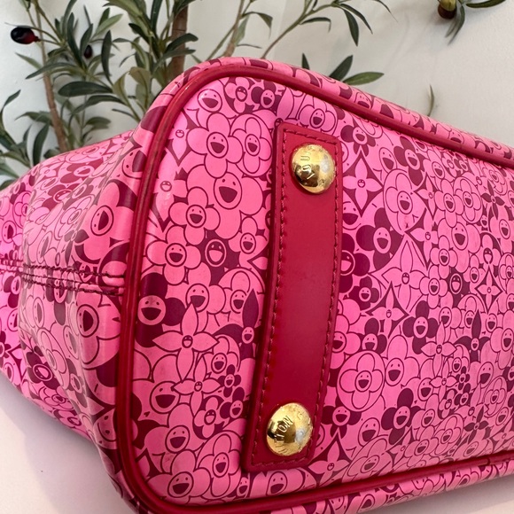 Cosmic Blossom - Picture 11 of 16